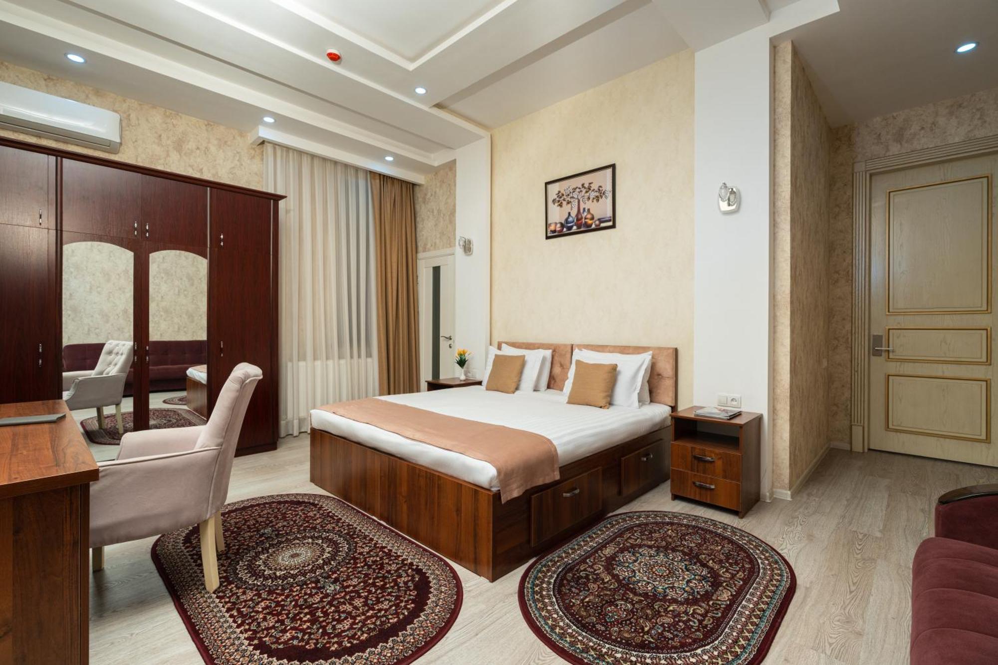 Shoxjahon Hotel - 600 Mbps Internet طشقند المظهر الخارجي الصورة